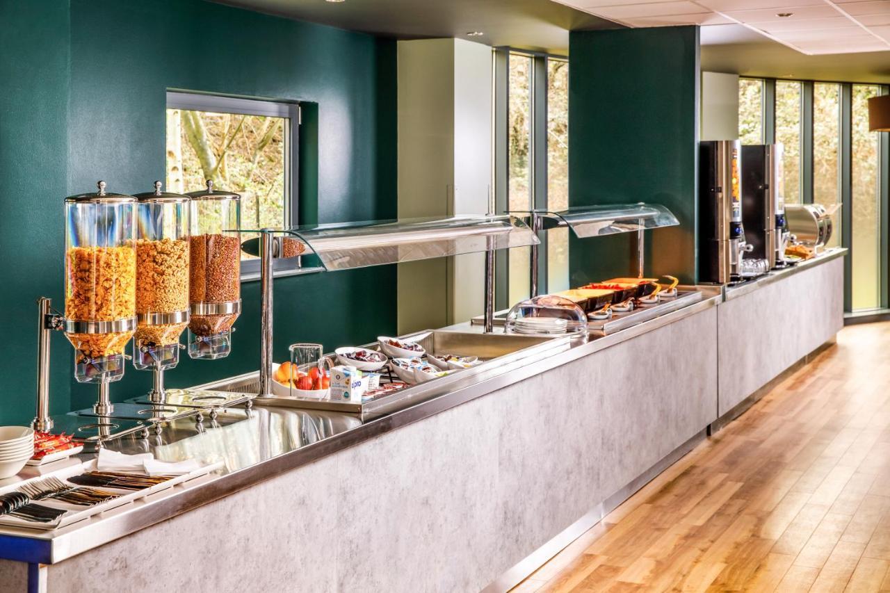 Готель Ibis London Heathrow Terminal 5 Ґіллінґдон Екстер'єр фото